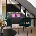 Store 4*