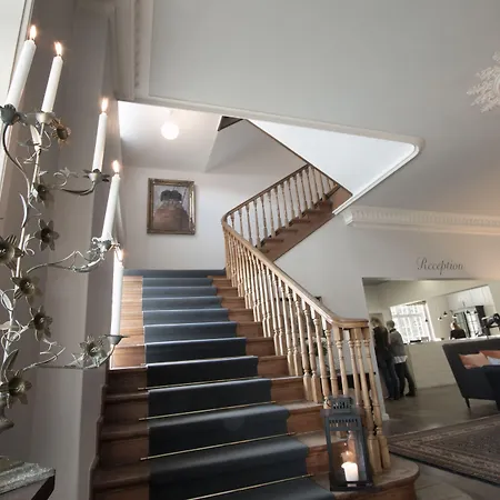 Store Ξενοδοχείο Fredensborg