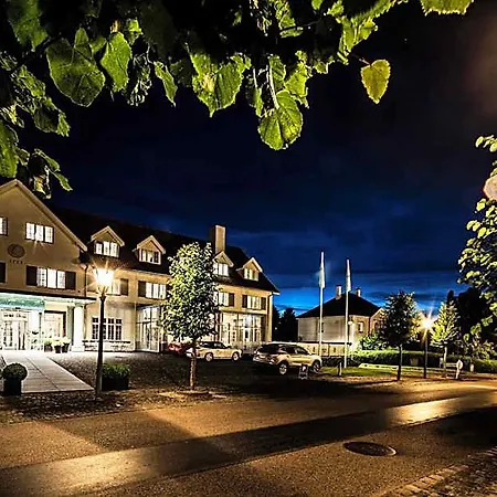 Store Hotel 4*