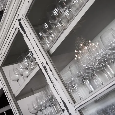Hotel Store 4*